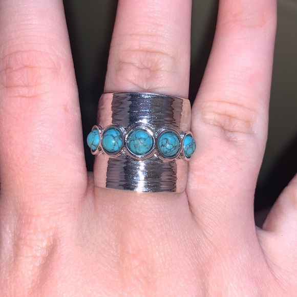 Lia Sophia Puddle Jumper Turquoise Ring - Picture 2 of 3